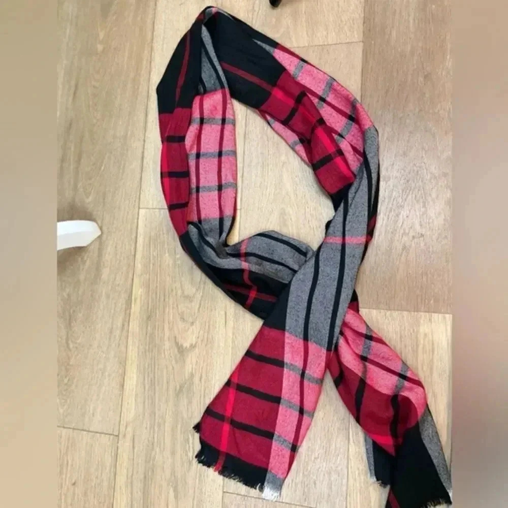 NWOT PLAID RED/BLACK FIVE FOUR SCARF UNISEX 66x12” GREAT FOR WINTER
